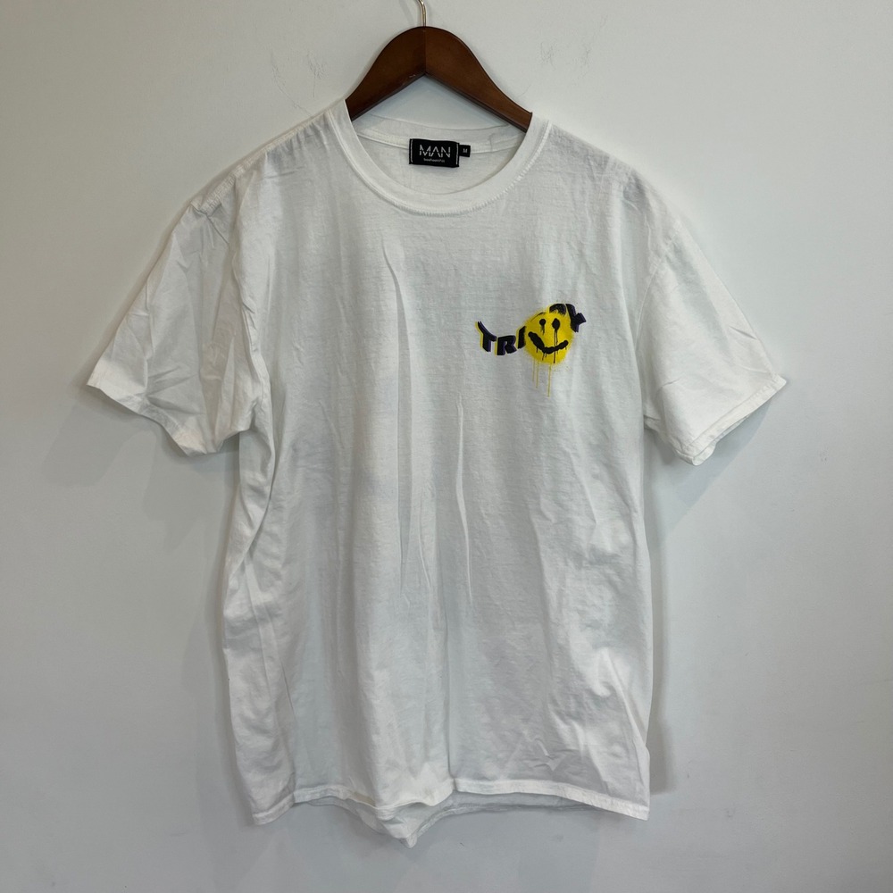 BoohooMAN Mens Trippy Smiley Face Graphic T-Shirt White M Streetwear Tee -B020
